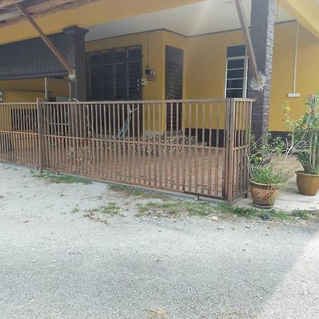 Rumah Tumpangan Di Kuala Terengganu, Terengganu Homestay D Exterior foto